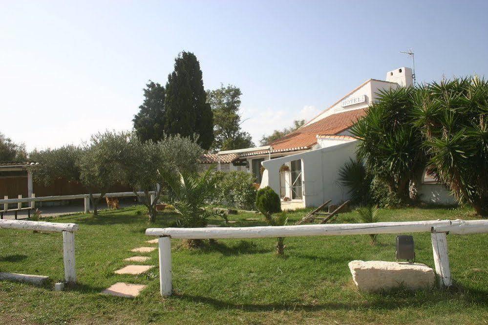 סן-מארי-דה-לה-מאר Hotel La Palunette מראה חיצוני תמונה